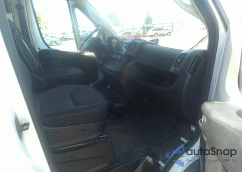 2019 Ram Promaster 1500 Low Roof 118 Wb из США, поврежденный, VIN 3C6TRVNG3KE500189